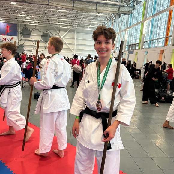 Meet your Posher, Danielle - Picture 15 of 16